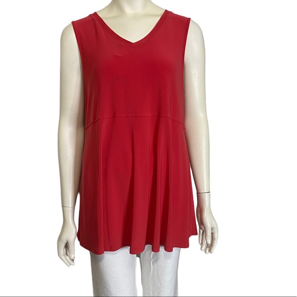 BY JJ Red V-Neck Crew Neck Reversible Flowy Tank Top M NWT - Picture 2 of 7